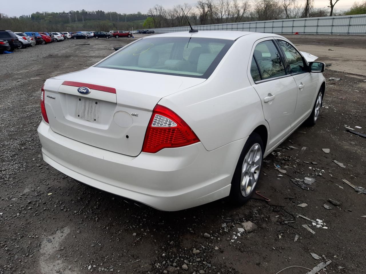 Photo 4 from auction – 2011 FORD FUSION SE with VIN 3FAHP0HA4BR205941