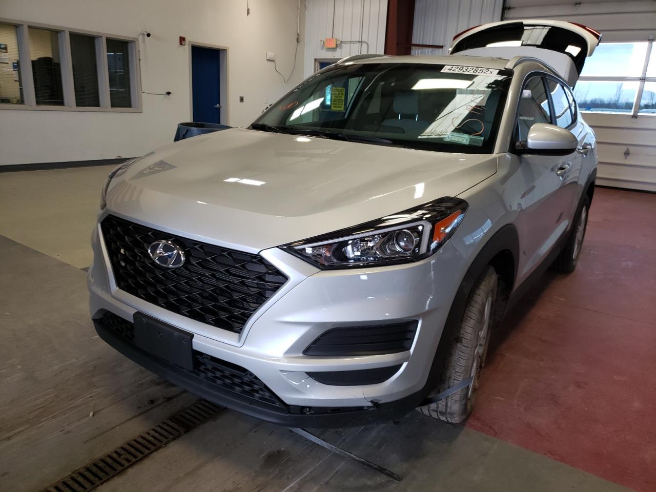 Photo 5 from auction – 2019 HYUNDAI TUCSON LIM with VIN KM8J3CA48KU070674