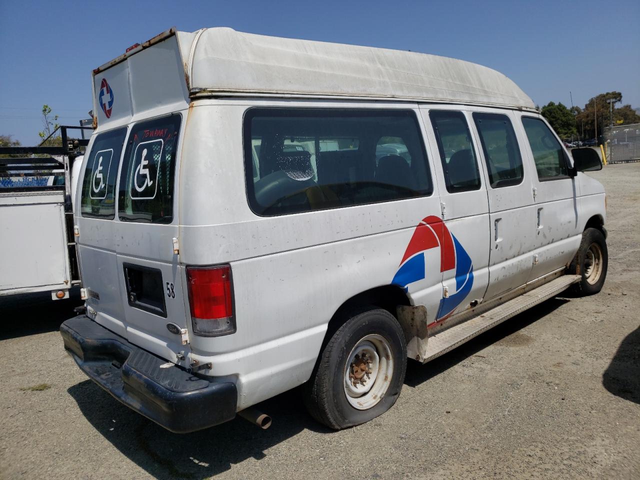 Photo 9 from auction – 2002 FORD ECONOLINE with VIN 1FTNE24222HA12556