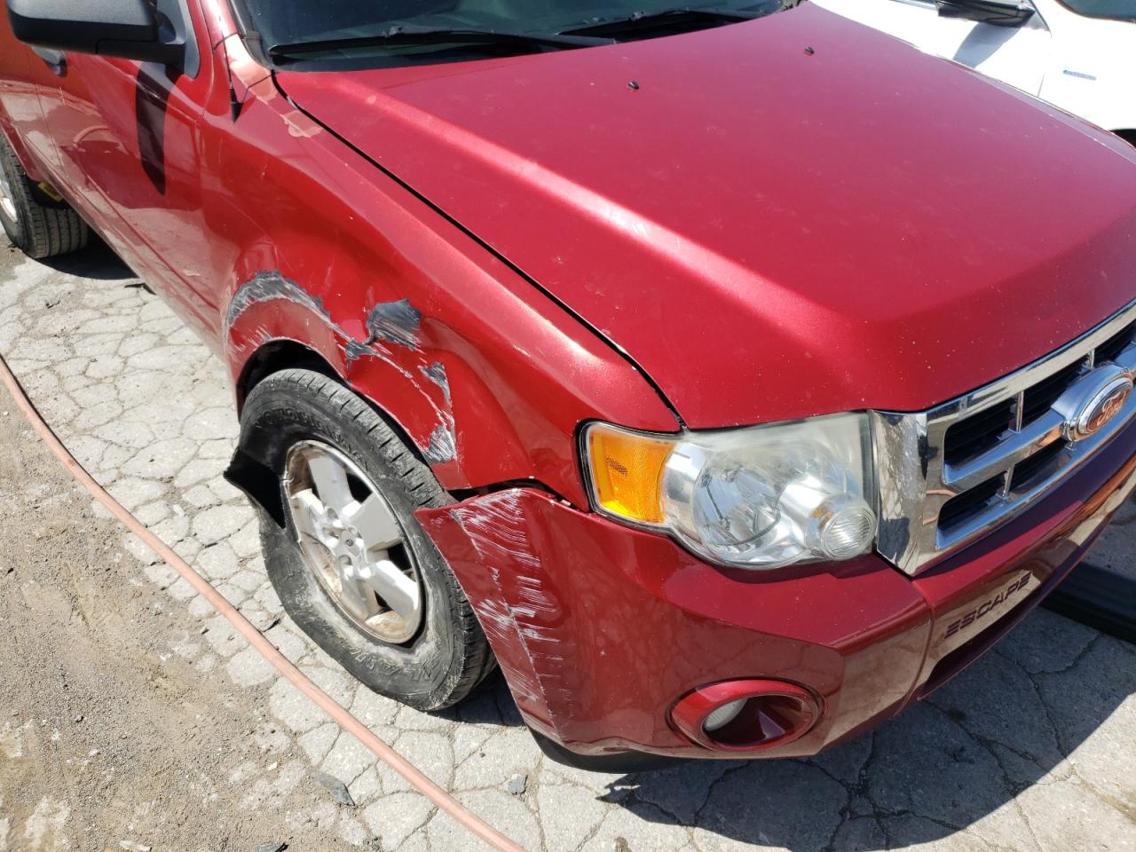 Photo 9 from auction – 2010 FORD ESCAPE XLT with VIN 1FMCU0D79AKD24669