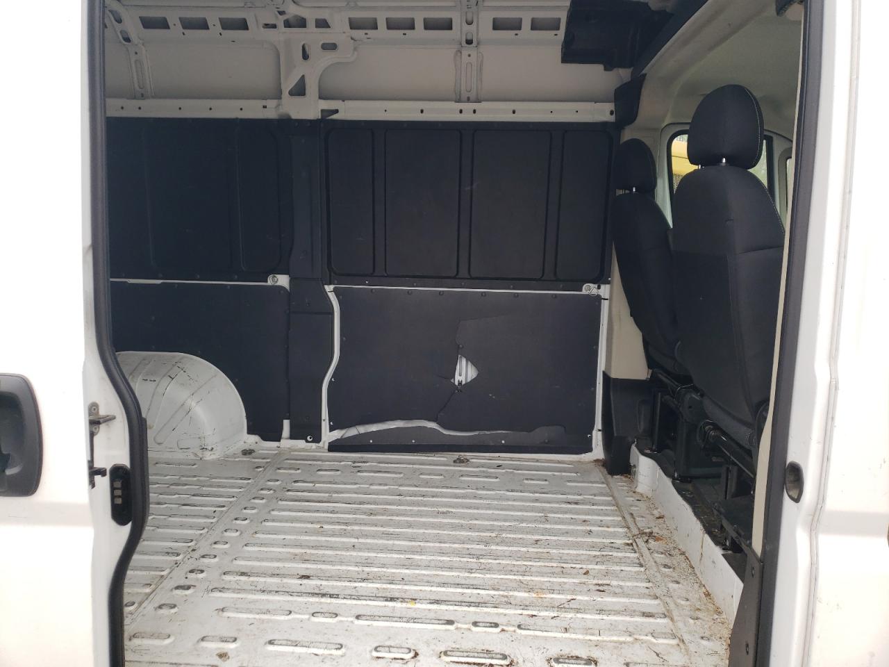 Photo 6 from auction – 2019 RAM PROMASTER with VIN 3C6TRVBG2KE547654