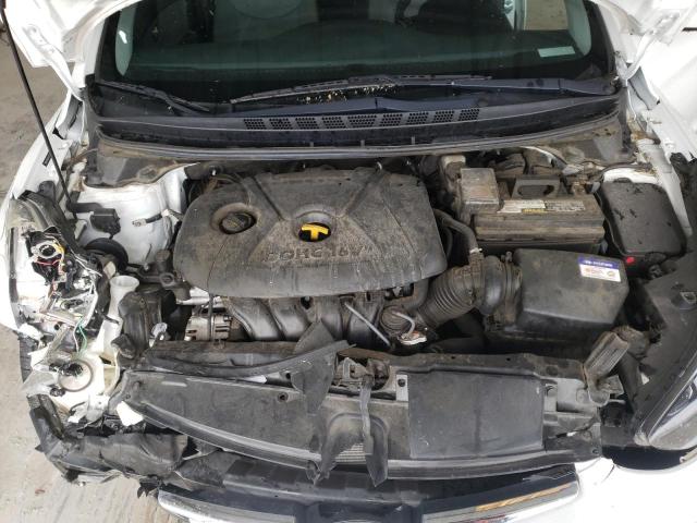 Photo 7 from auction – 2016 HYUNDAI ELANTRA SE with VIN 5NPDH4AE6GH752729