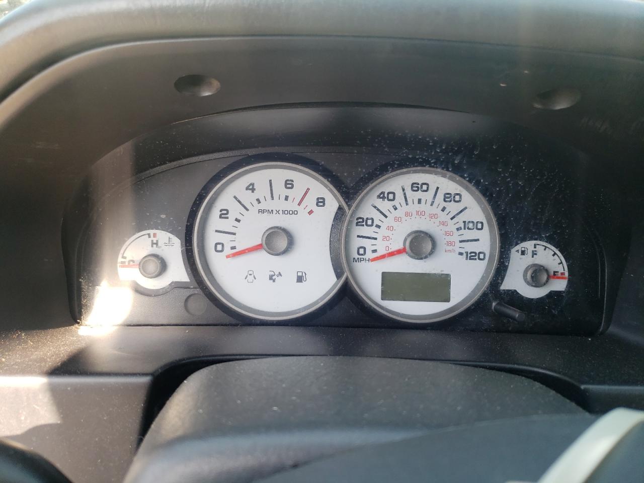 Photo 8 from auction – 2006 FORD ESCAPE XLT with VIN 1FMYU03186KA72231
