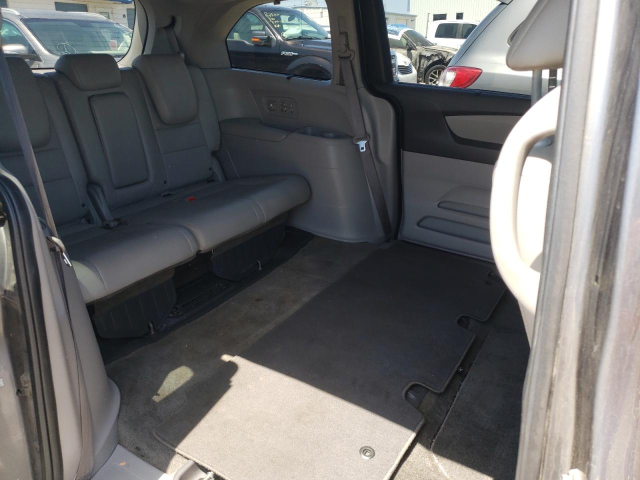 Photo 6 from auction – 2011 HONDA ODYSSEY TO with VIN 5FNRL5H96BB076146