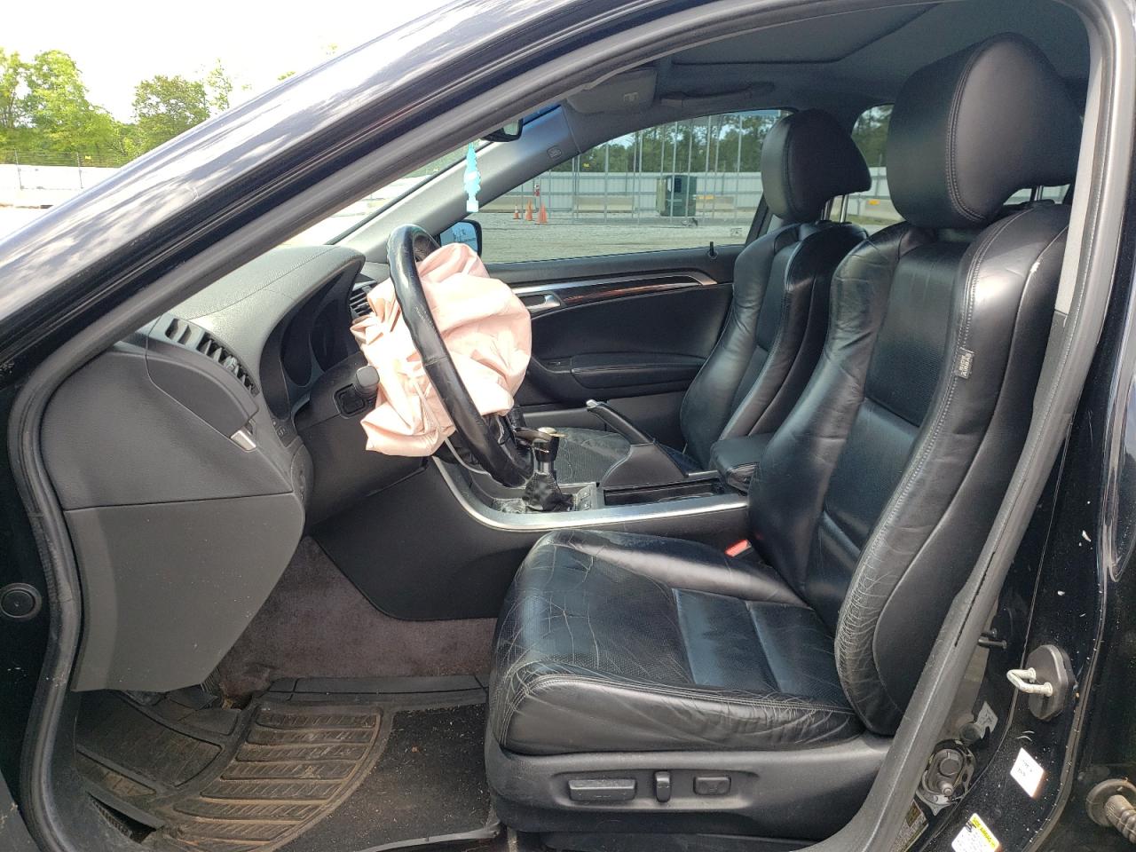 Photo 5 from auction – 2005 ACURA TL with VIN 19UUA65515A024025