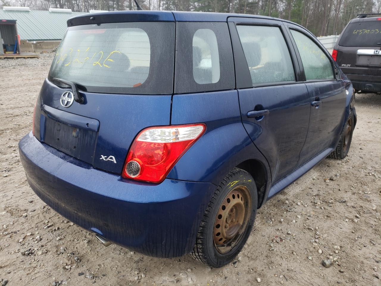 Photo 4 from auction – 2006 TOYOTA SCION XA with VIN JTKKT624X60152095
