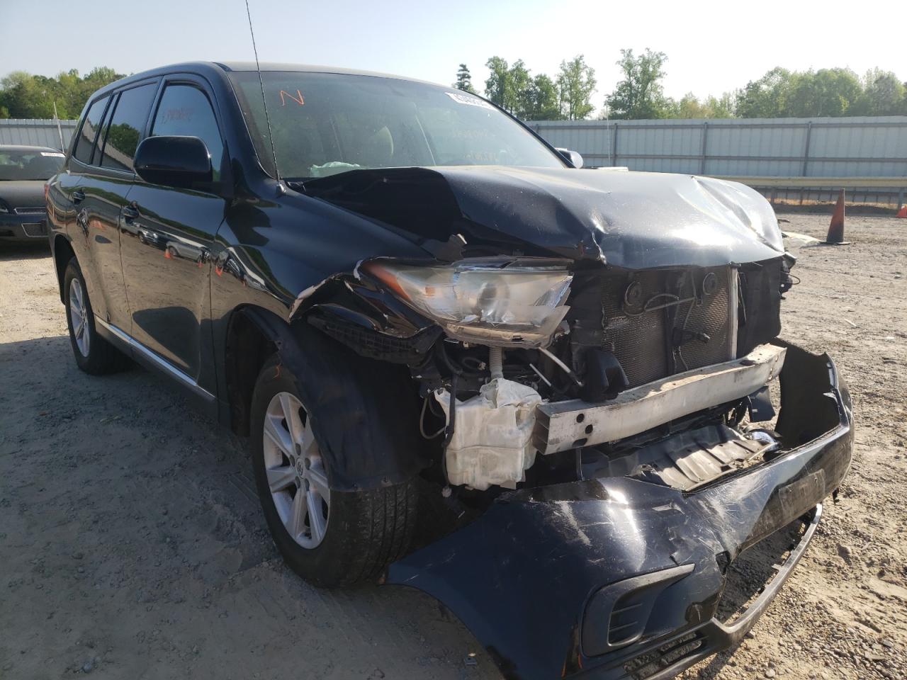 TOYOTA HIGHLANDER 2012 with VIN 5TDBK3EH9CS130511 - Photo from auction