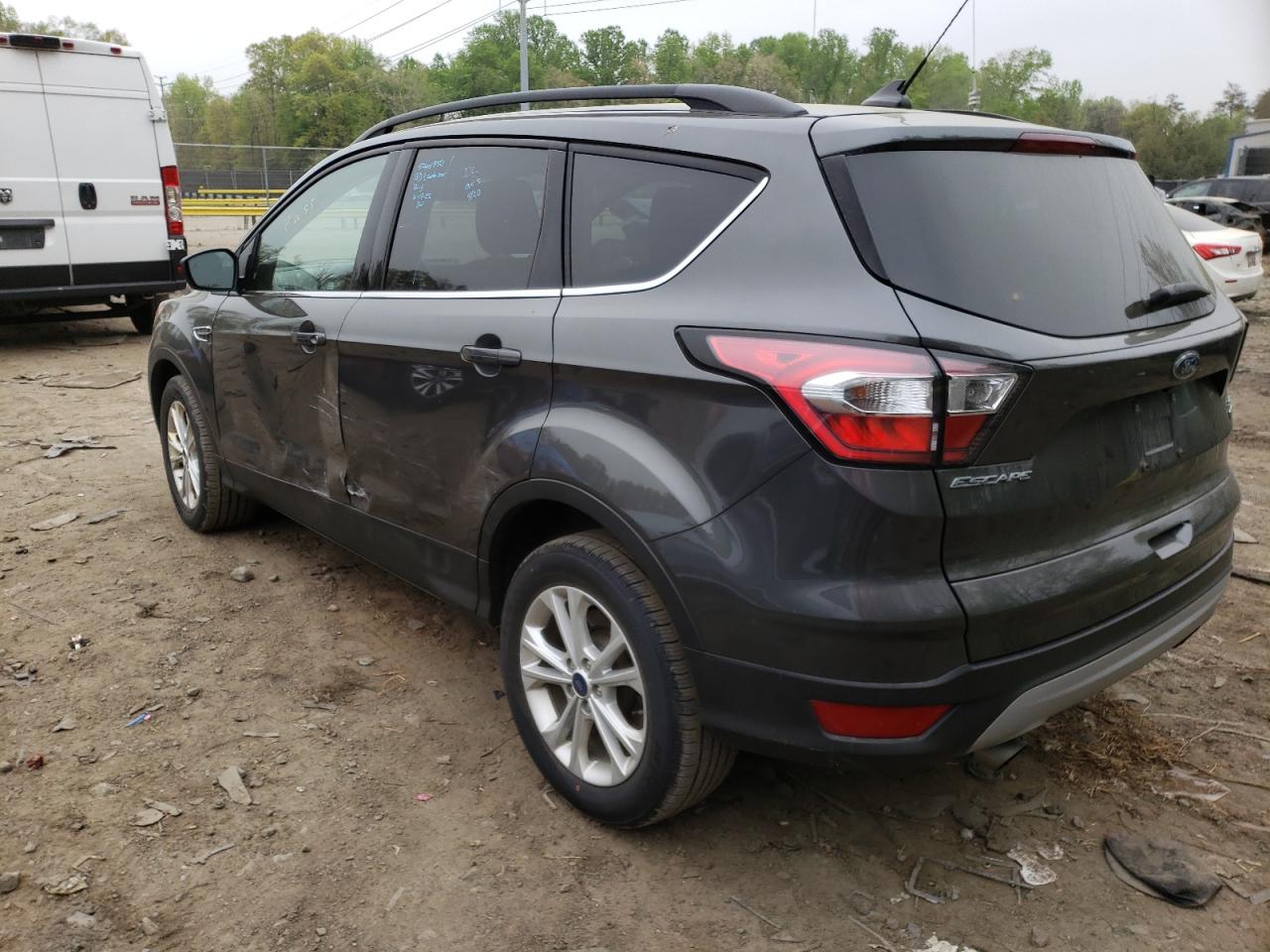 Photo 9 from auction – 2018 FORD ESCAPE SE with VIN 1FMCU9GD2JUC74952