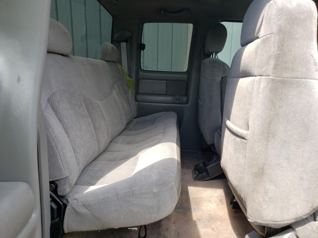 Photo 6 from auction – 2000 CHEVROLET SILVRDO LT with VIN 2GCEC19T5Y1130792