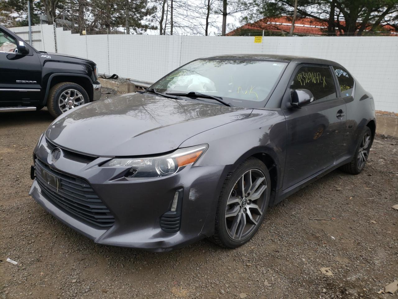 Photo 2 from auction – 2015 TOYOTA SCION TC with VIN JTKJF5C70FJ001220