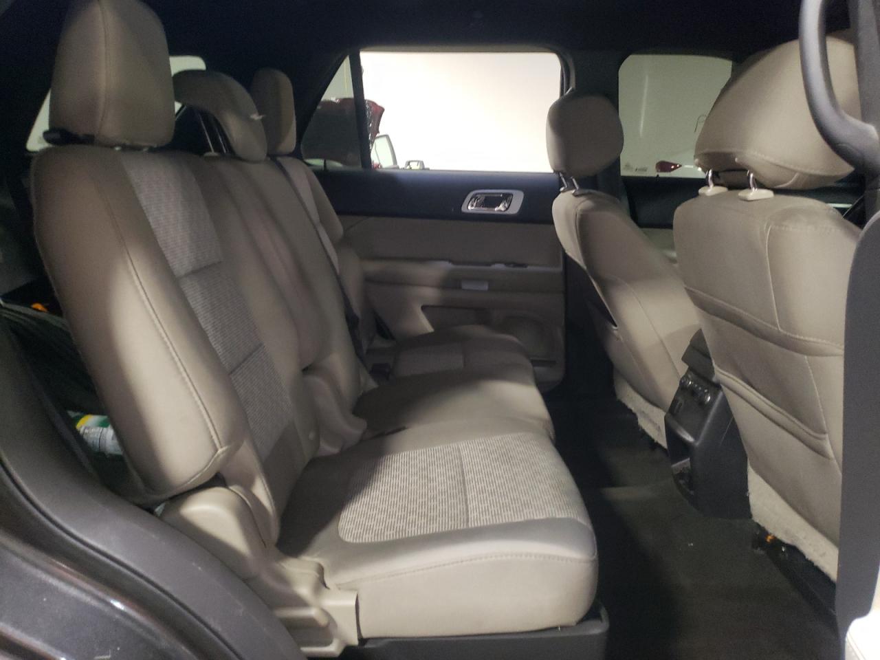 Photo 6 from auction – 2015 FORD EXPLORER X with VIN 1FM5K8D87FGB00347
