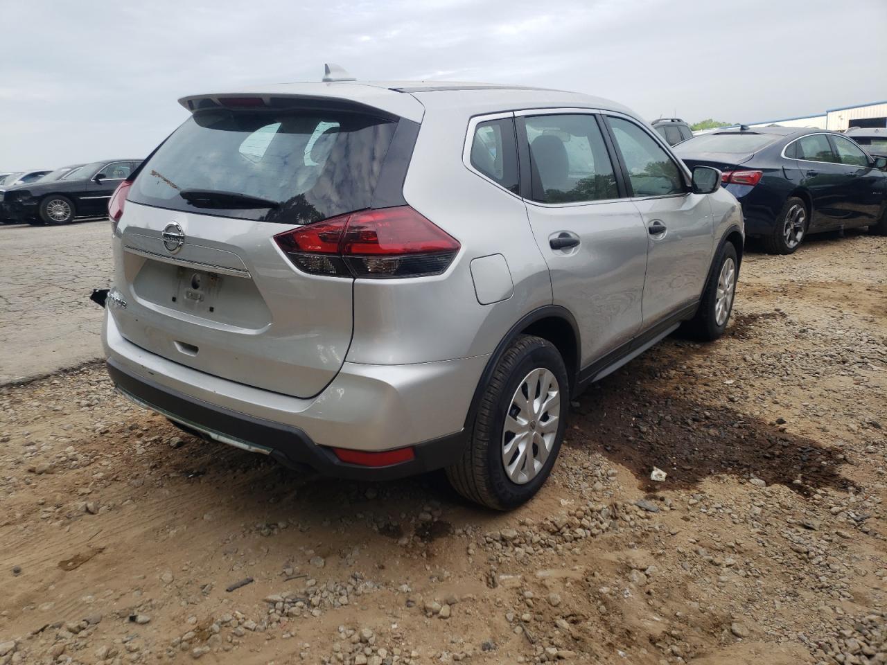 Photo 4 from auction – 2020 NISSAN ROGUE S with VIN KNMAT2MT5LP537180
