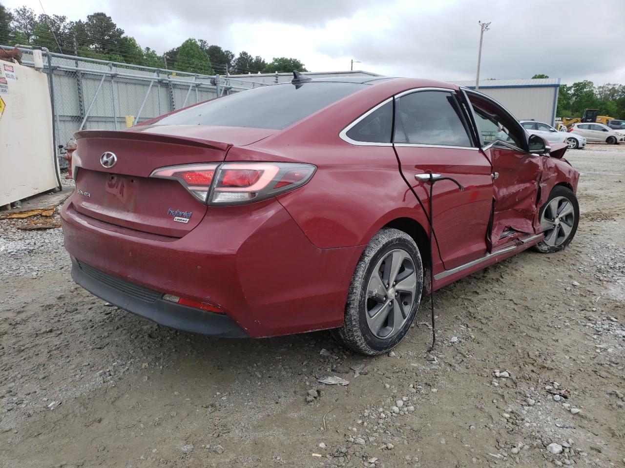Photo 4 from auction – 2016 HYUNDAI SONATA HYB with VIN KMHE34L10GA017356