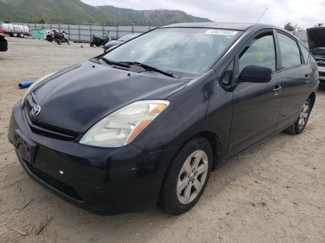 Photo 2 from auction – 2005 TOYOTA PRIUS with VIN JTDKB20U253061390