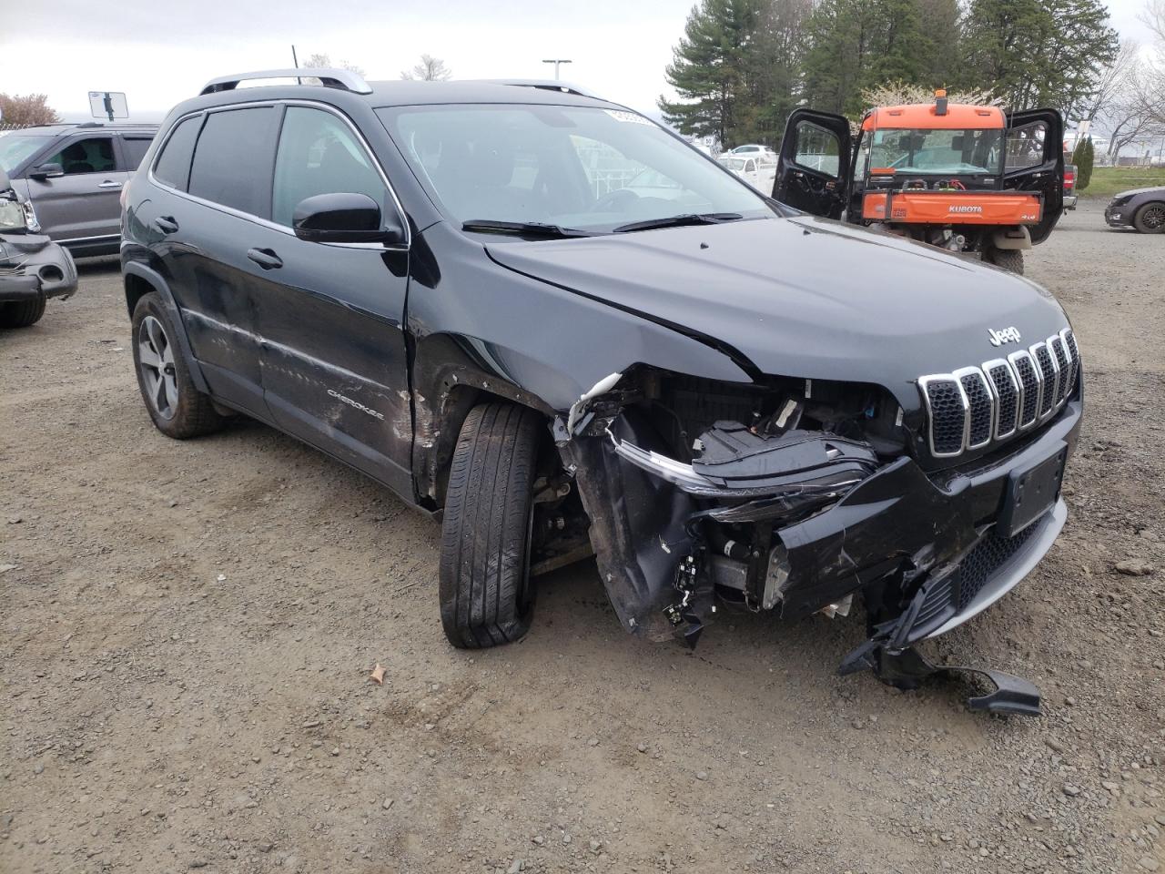 Photo 1 from auction – 2019 JEEP CHEROKEE L with VIN 1C4PJMDX7KD122036