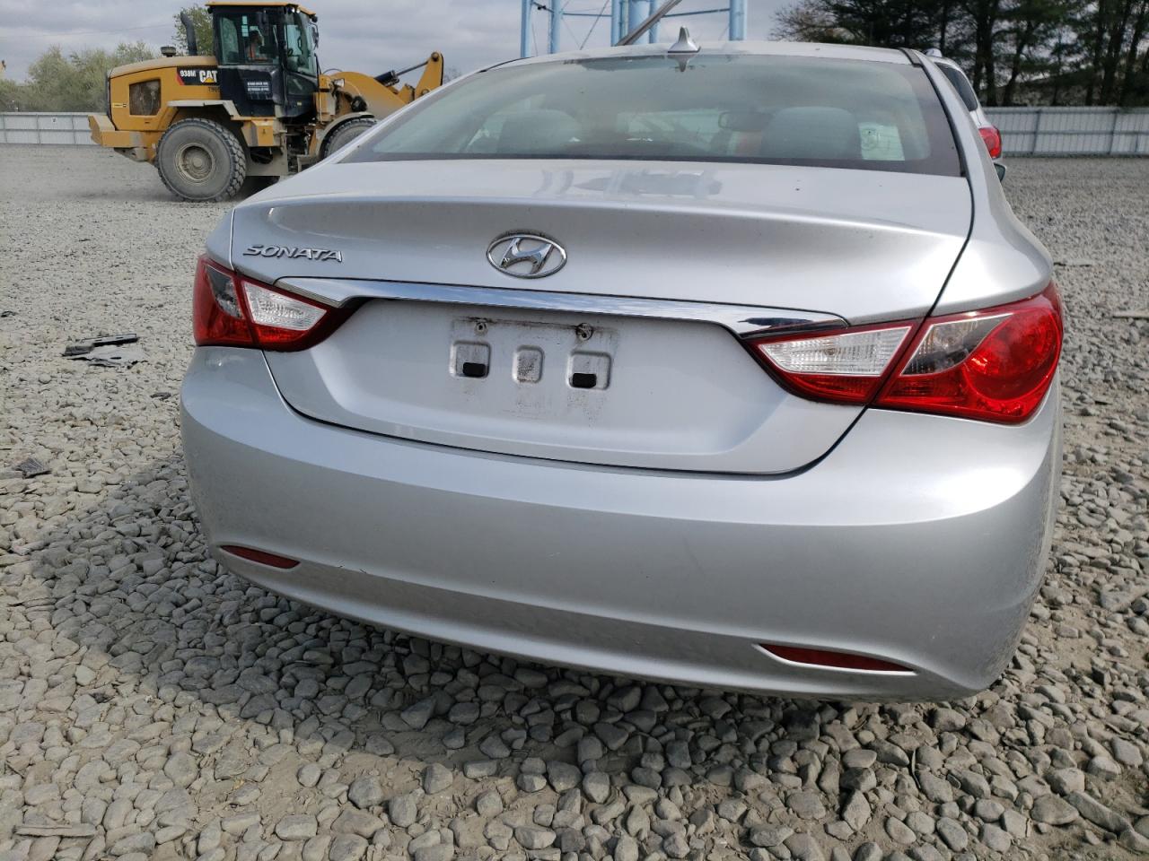 Photo 9 from auction – 2013 HYUNDAI SONATA GLS with VIN 5NPEB4AC3DH655505