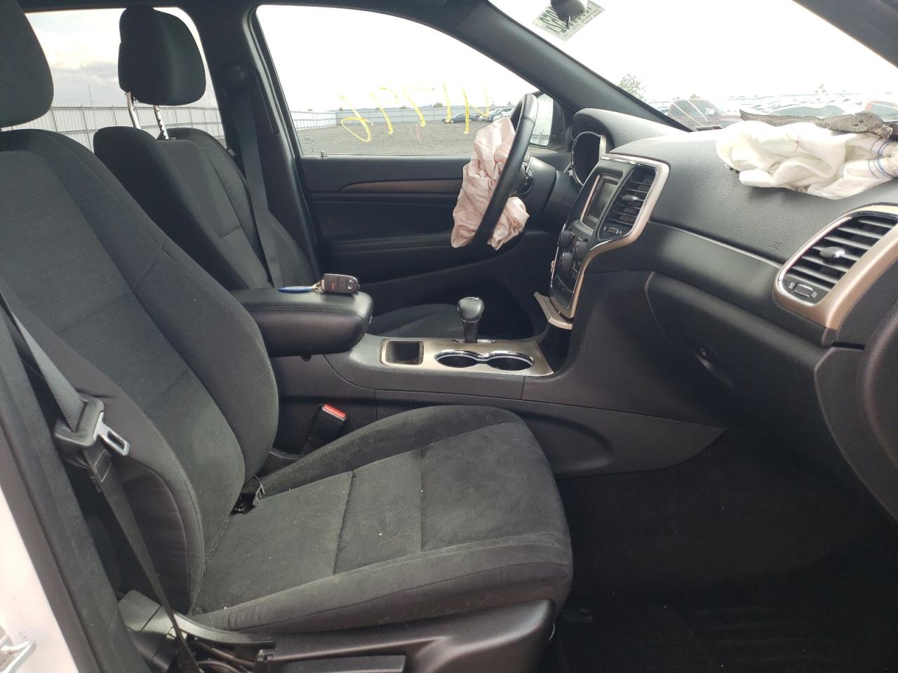 Photo 5 from auction – 2015 JEEP GRAND CHER with VIN 1C4RJFAG0FC149745
