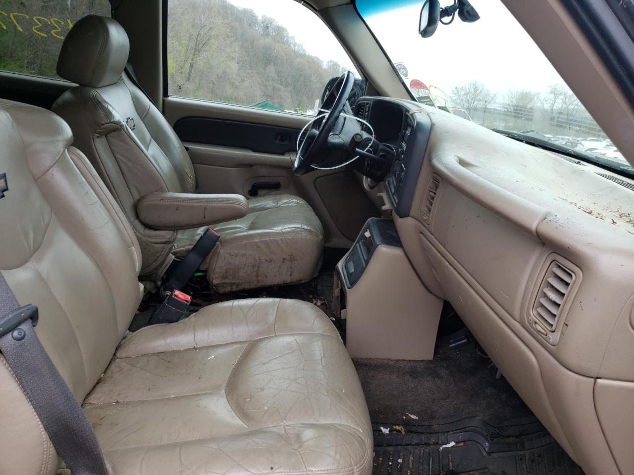 Photo 5 from auction – 2002 CHEVROLET AVALANCHE with VIN 3GNEK13T72G224903