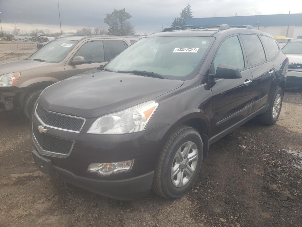 Photo 2 from auction – 2010 CHEVROLET TRAVERSE L with VIN 1GNLREED4AS154199
