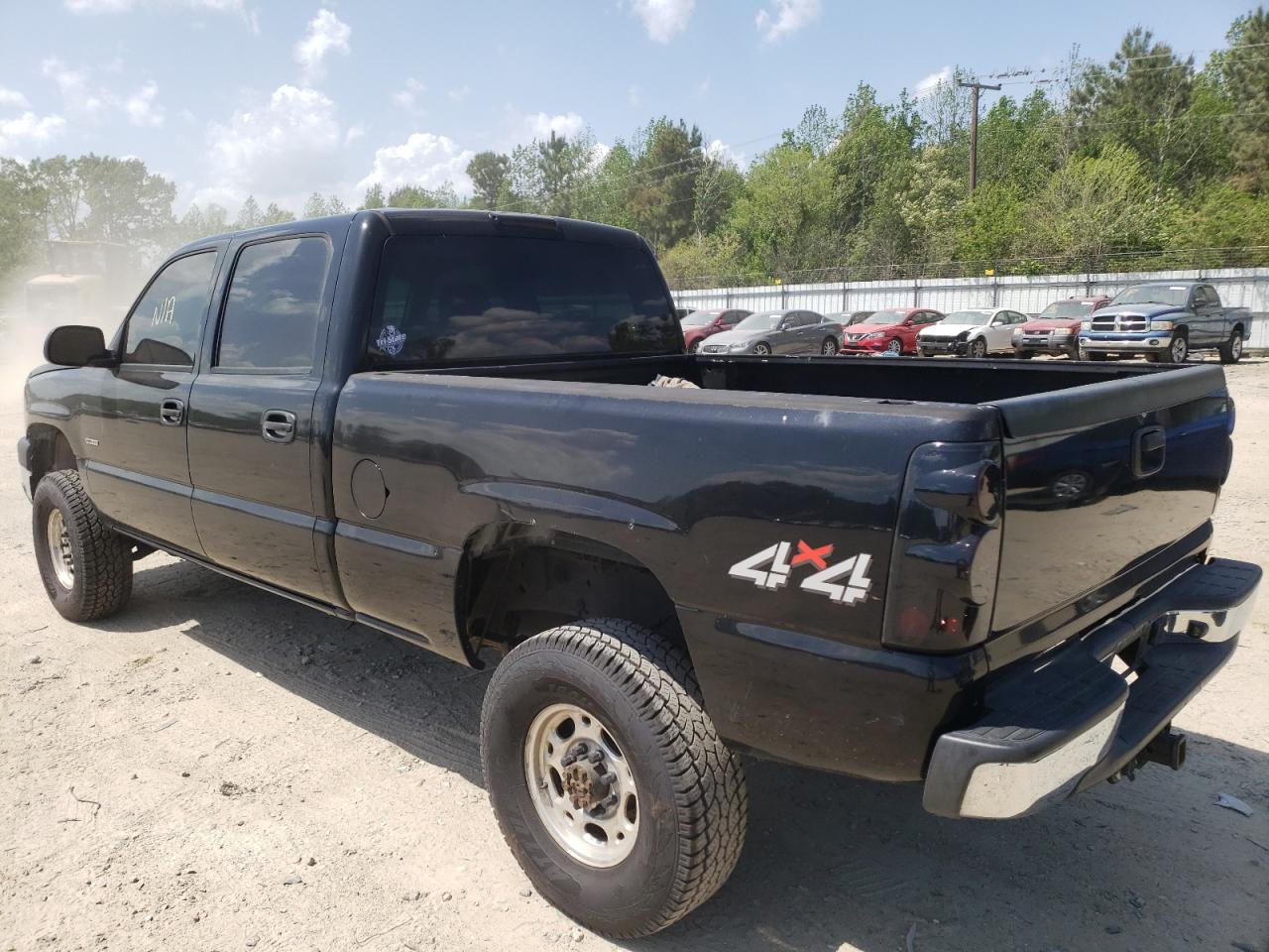 Photo 3 from auction – 2004 CHEVROLET SILVERADO with VIN 1GCHK23194F102896