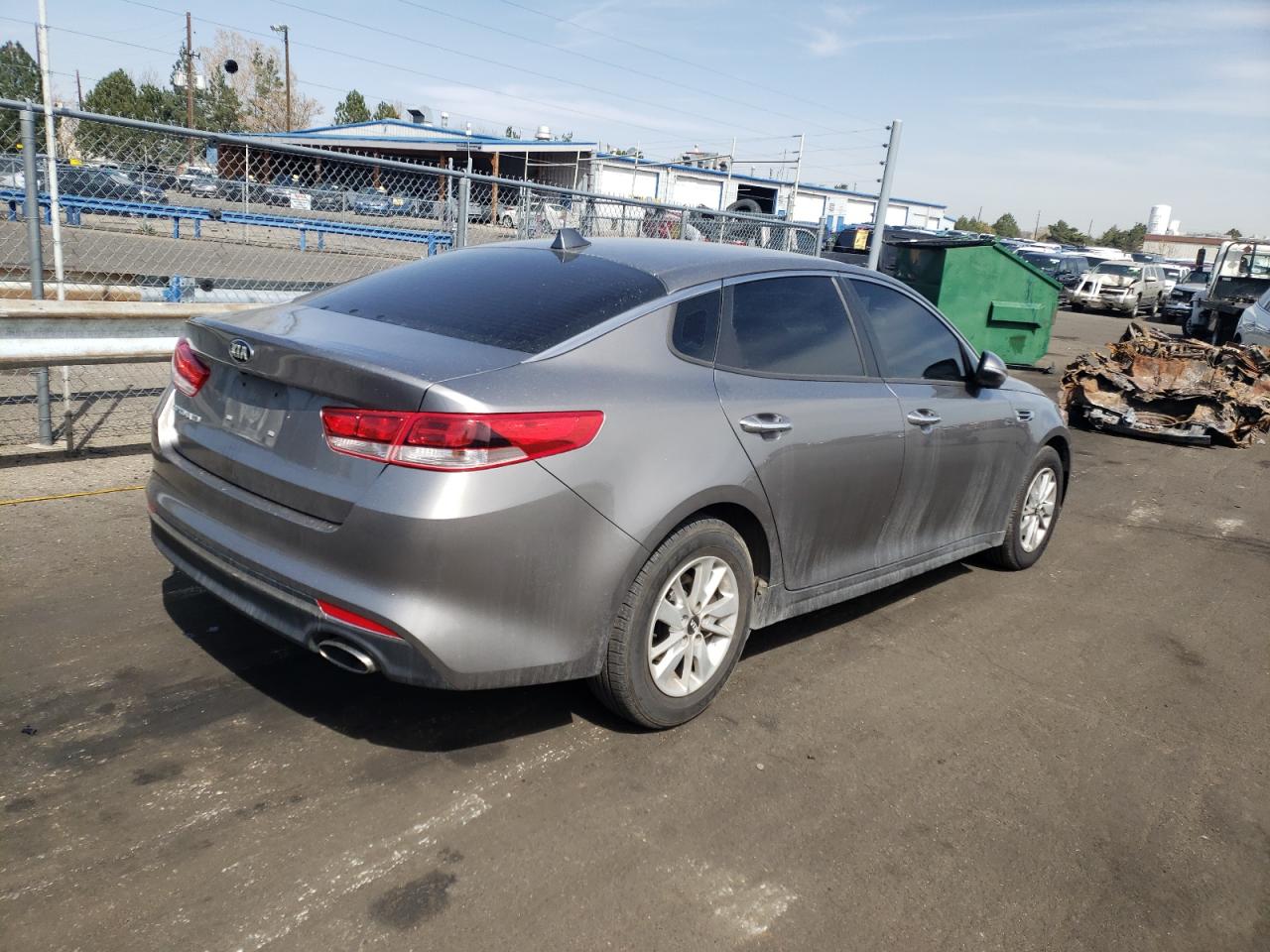 Photo 4 from auction – 2016 KIA OPTIMA LX with VIN 5XXGT4L31GG115945