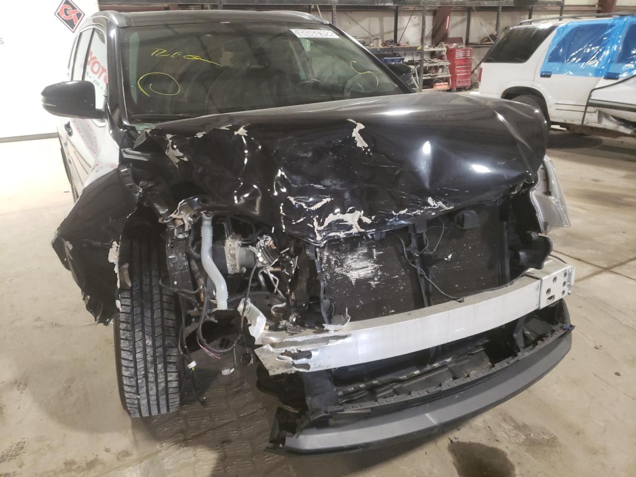 Photo 9 from auction – 2015 TOYOTA HIGHLANDER with VIN 5TDJKRFH5FS217128