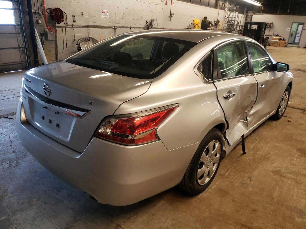 Photo 4 from auction – 2015 NISSAN ALTIMA with VIN 1N4AL3AP9FC288607