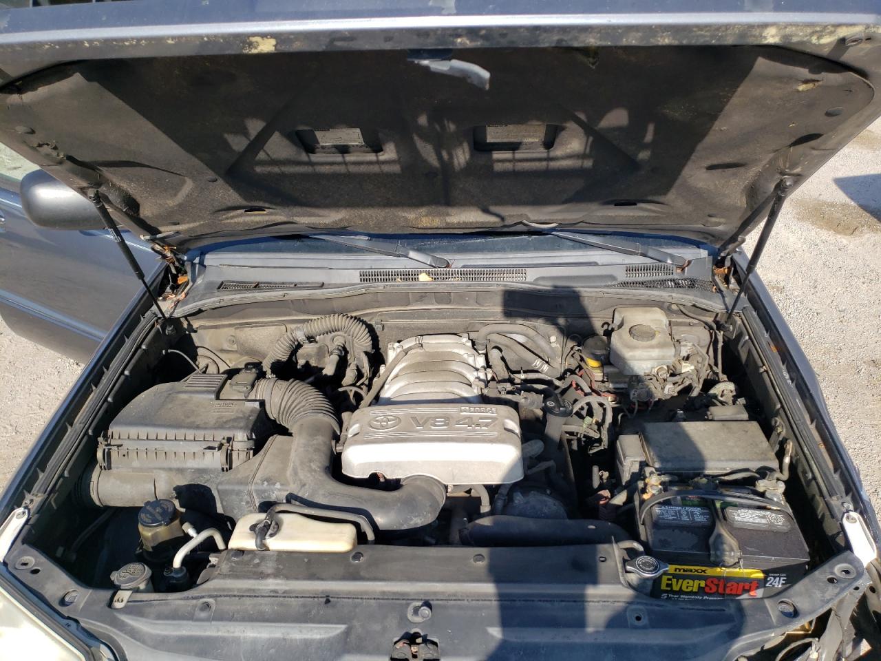 Photo 7 from auction – 2004 TOYOTA 4RUNNER SR with VIN JTEBT14R440034362
