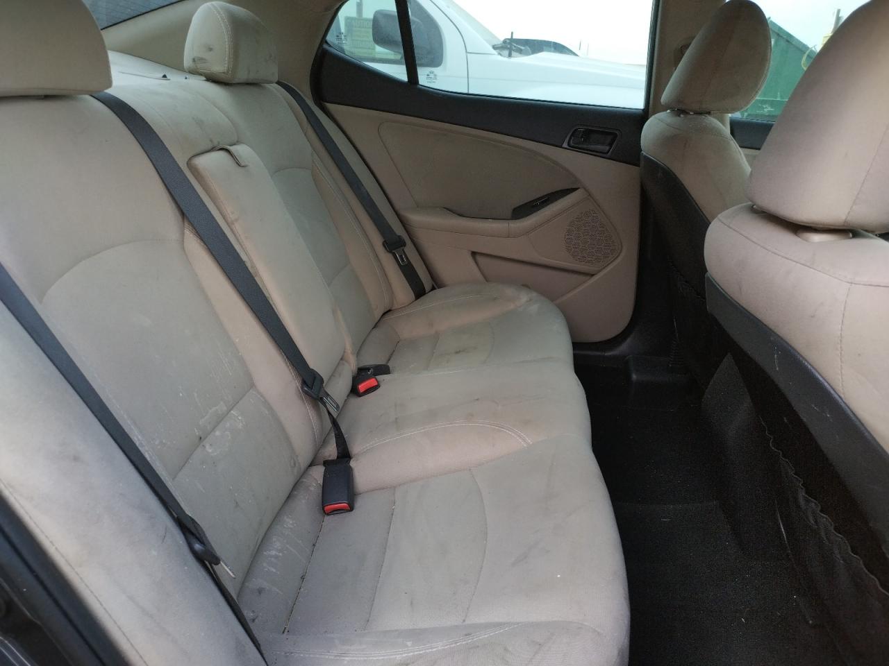 Photo 6 from auction – 2015 KIA OPTIMA LX with VIN 5XXGM4A77FG452508