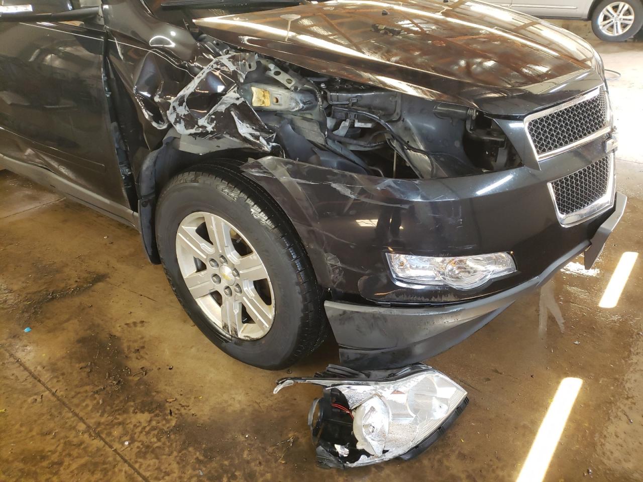 Photo 9 from auction – 2011 CHEVROLET TRAVERSE L with VIN 1GNKRGED1BJ137374