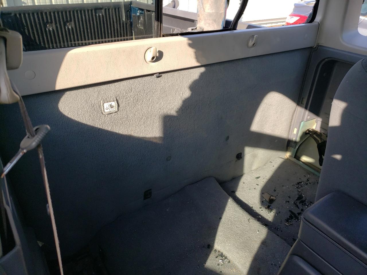 Photo 6 from auction – 2003 NISSAN FRONTIER K with VIN 1N6DD26T93C421153