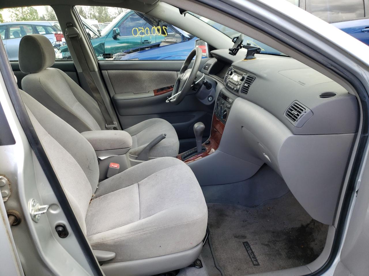 Photo 5 from auction – 2005 TOYOTA COROLLA CE with VIN 1NXBR30E45Z388101