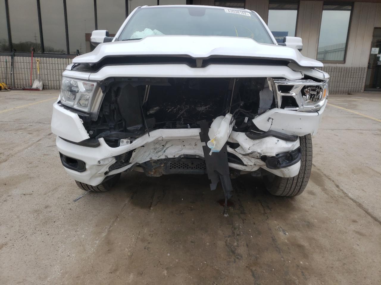 Photo 9 from auction – 2019 RAM 1500 BIG H with VIN 1C6SRFFT8KN645009