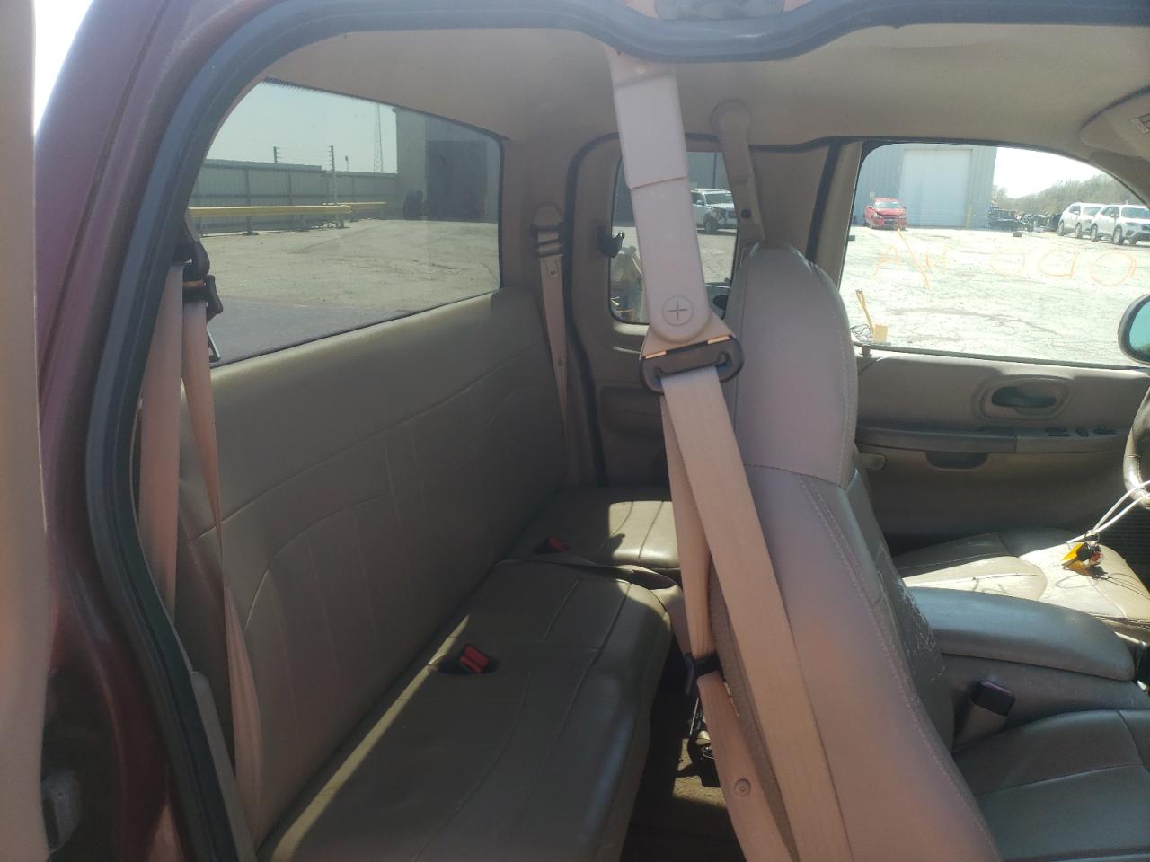 Photo 6 from auction – 1999 FORD F150 with VIN 1FTRX08W0XKB59546