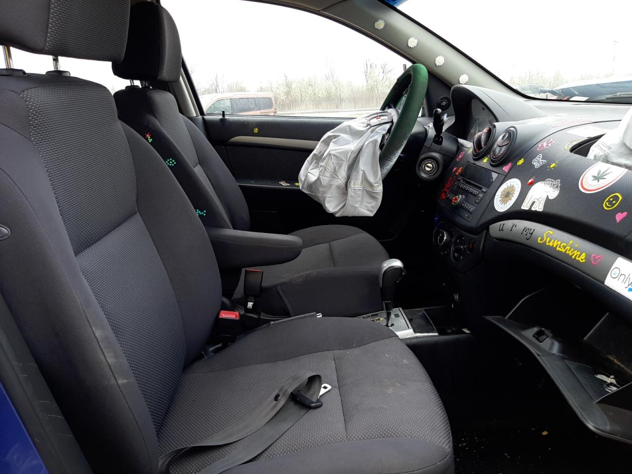 Photo 5 from auction – 2009 CHEVROLET AVEO LS with VIN KL1TD56E79B378763