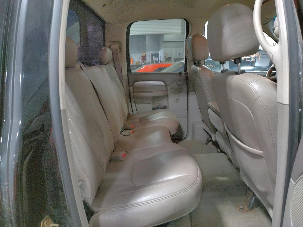 Photo 6 from auction – 2004 DODGE RAM 3500 S with VIN 3D7LU38C64G236600
