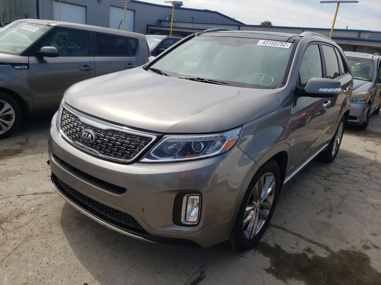 Photo 2 from auction – 2014 KIA SORENTO SX with VIN 5XYKWDA76EG495705