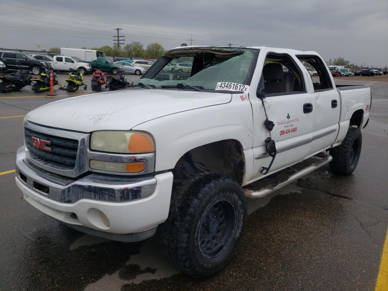 Photo 2 from auction – 2005 GMC NEW SIERRA with VIN 2GTEK13T051178823