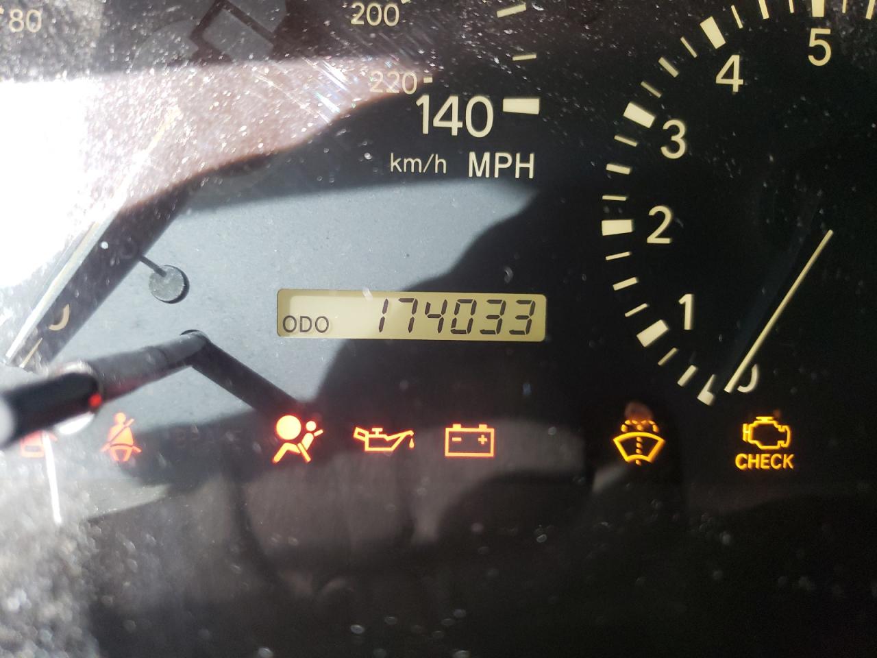 Photo 8 from auction – 2000 LEXUS RX 300 with VIN JT6GF10U6Y0051110