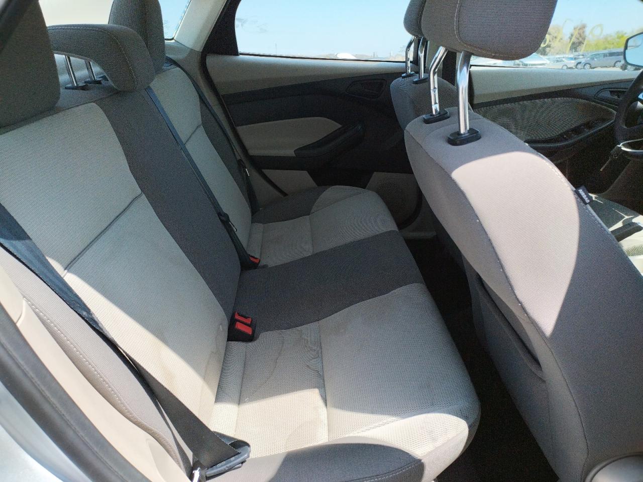 Photo 6 from auction – 2012 FORD FOCUS SE with VIN 1FAHP3F22CL155568