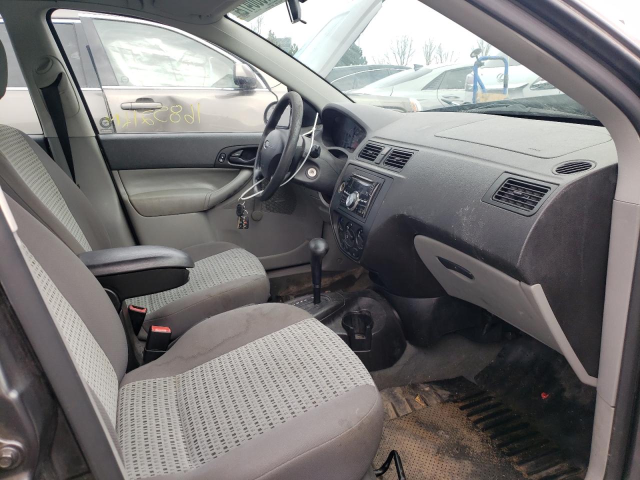Photo 5 from auction – 2007 FORD FOCUS ZX4 with VIN 1FAFP34N47W281407