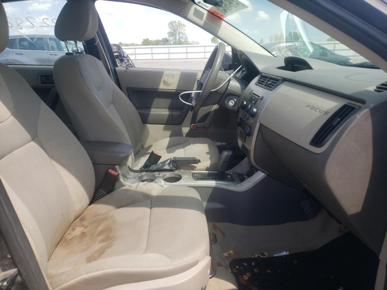 Photo 15 from auction – 2008 FORD FOCUS S/SE with VIN 1FAHP34N68W105811