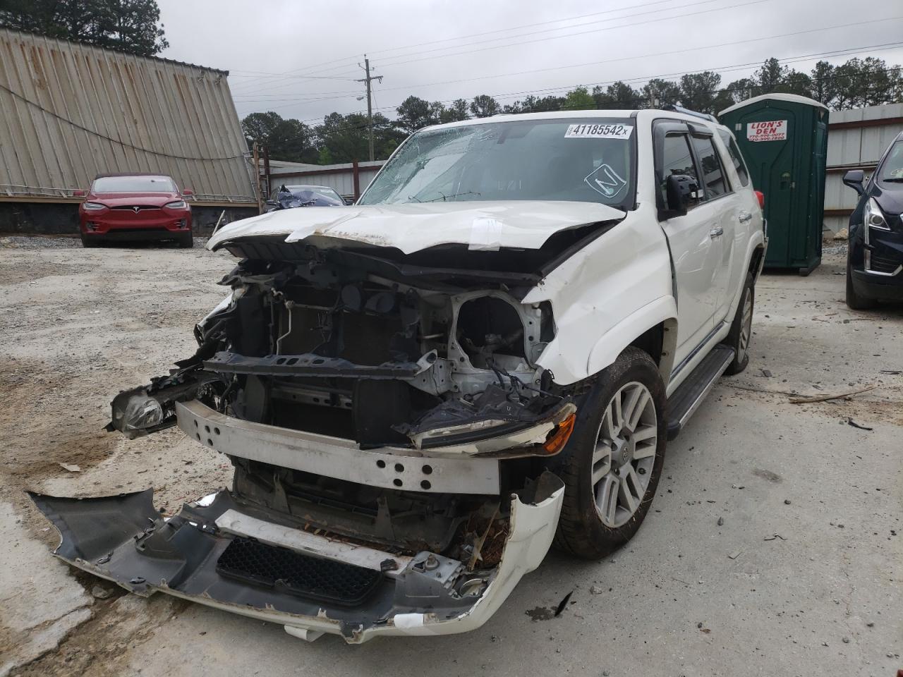 Photo 2 from auction – 2013 TOYOTA 4RUNNER SR with VIN JTEBU5JR9D5118575