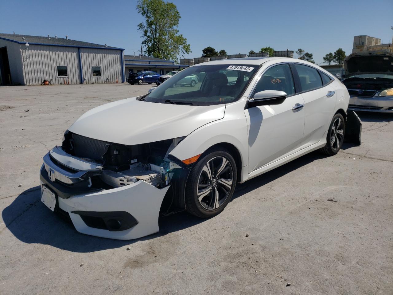 Photo 2 from auction – 2016 HONDA CIVIC TOUR with VIN 2HGFC1F96GH635096