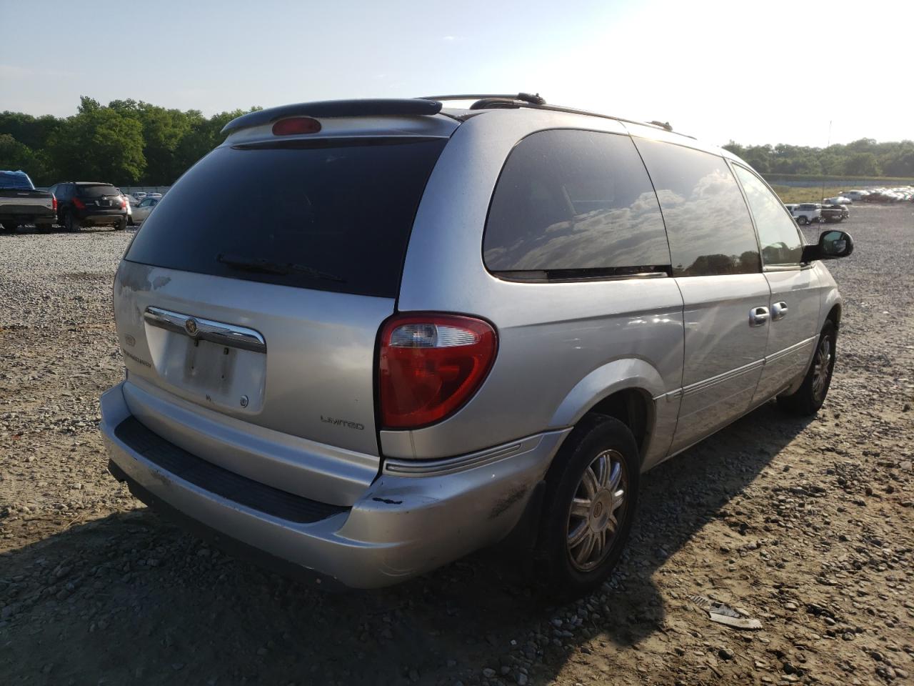 Photo 4 from auction – 2007 CHRYSLER TOWN & COU with VIN 2A4GP64L37R329156