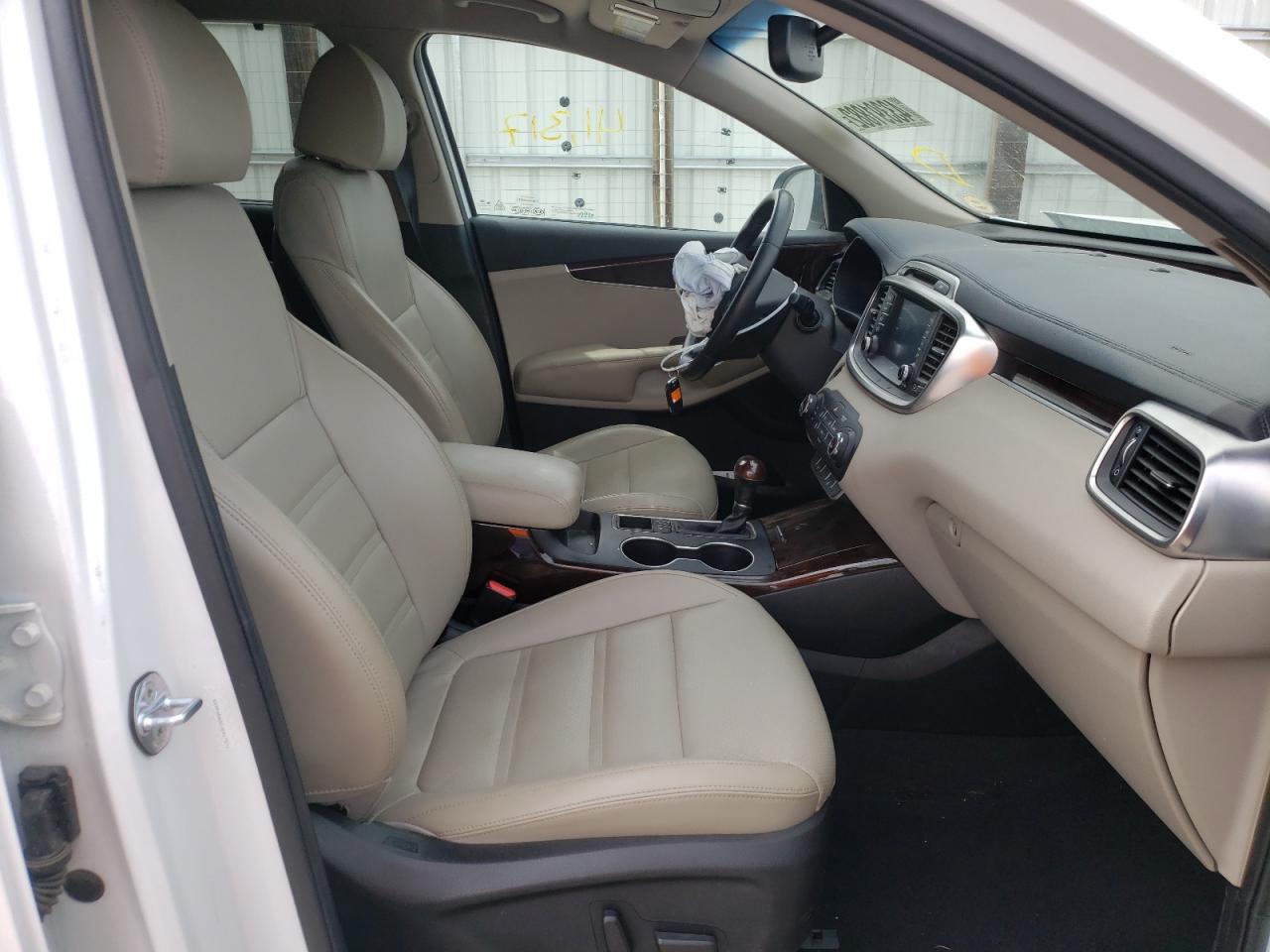 Photo 5 from auction – 2018 KIA SORENTO EX with VIN 5XYPHDA55JG417571