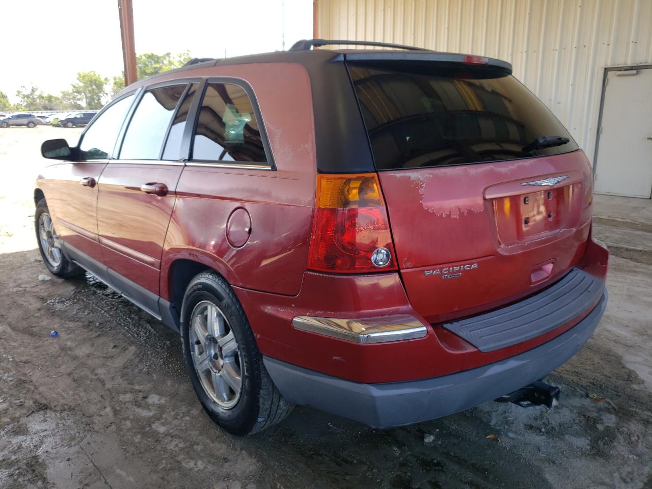 Photo 3 from auction – 2005 CHRYSLER PACIFICA T with VIN 2C4GM68445R651223