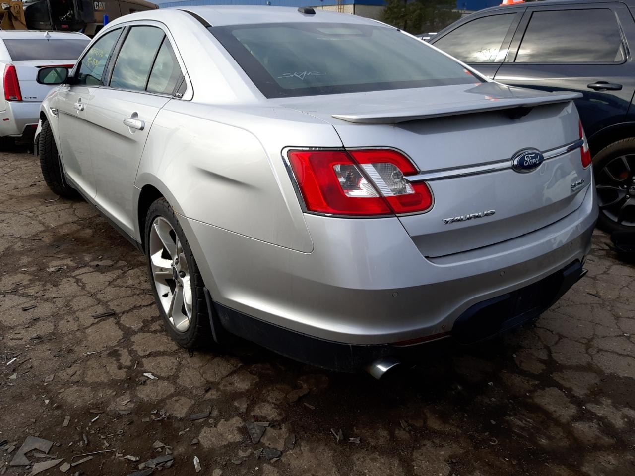 Photo 3 from auction – 2010 FORD TAURUS SHO with VIN 1FAHP2KT1AG148478