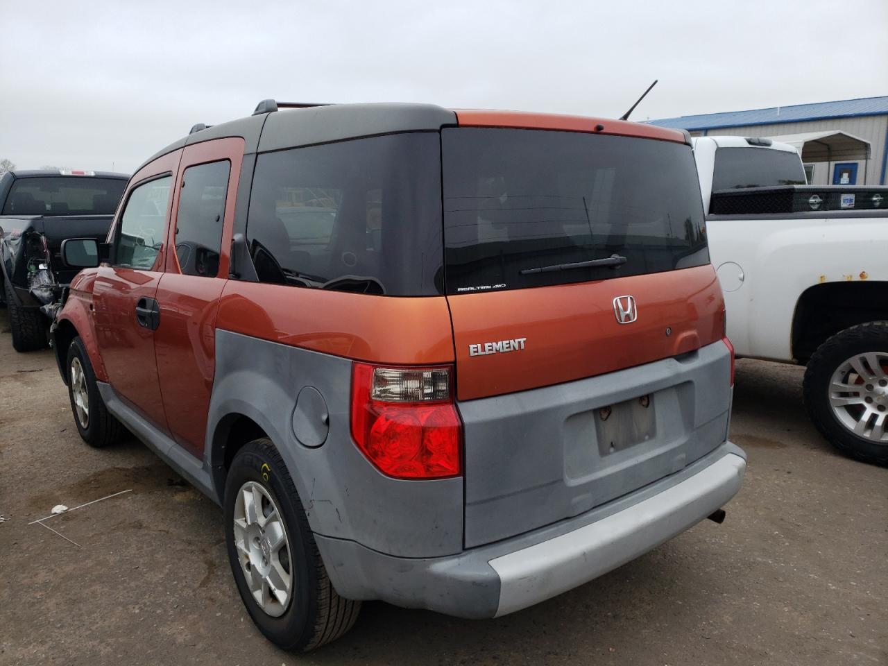 Photo 3 from auction – 2005 HONDA ELEMENT LX with VIN 5J6YH27325L031080