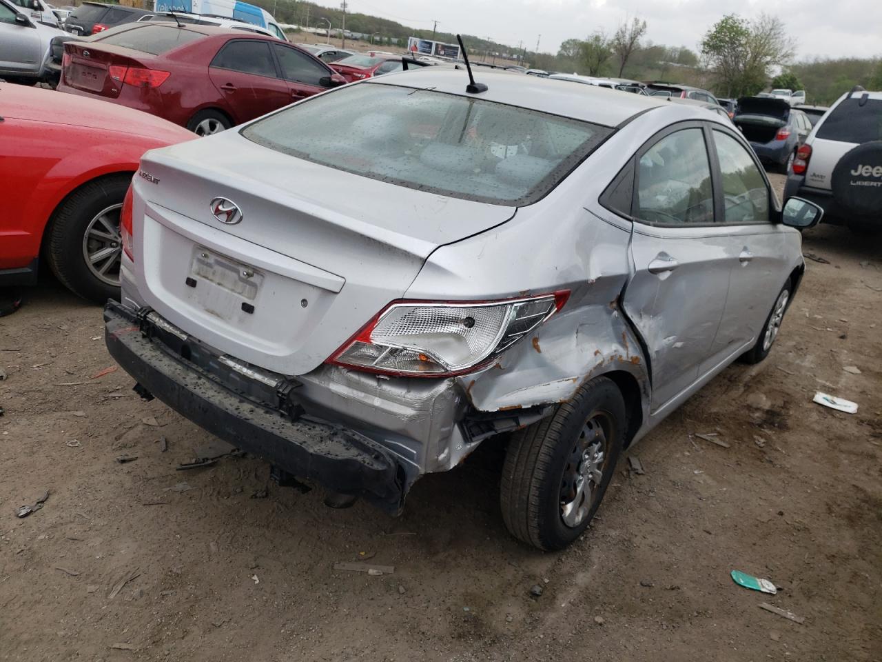 Photo 4 from auction – 2015 HYUNDAI ACCENT GLS with VIN KMHCT4AE1FU902188
